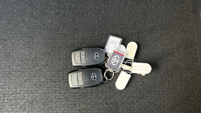 Toyota Yaris Cross 1.5 Hybrid Design 5dr CVT Hybrid Estate